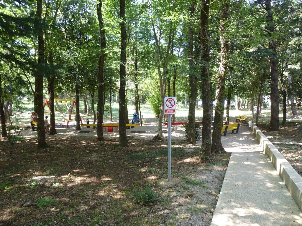 Apartments Villa Rosmarin 오미살즈 외부 사진