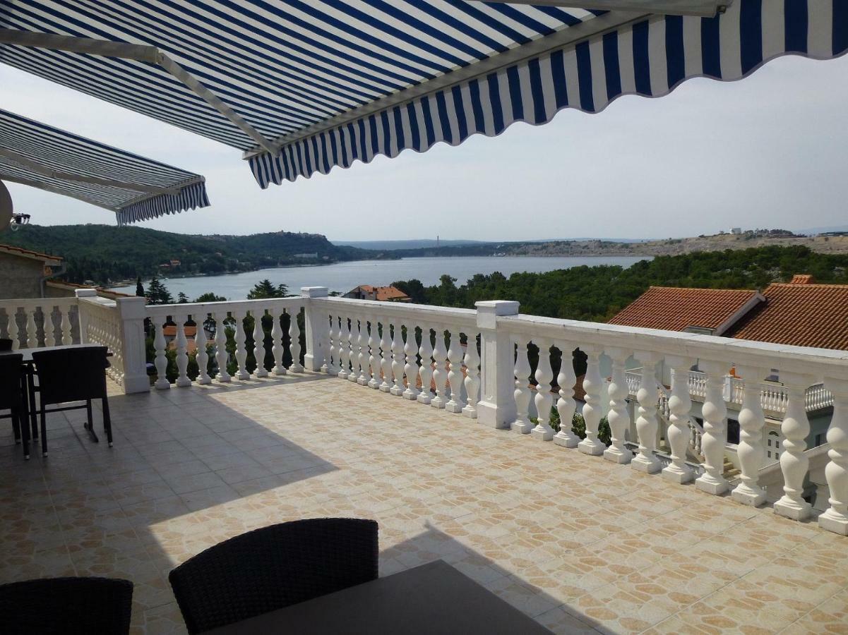 Apartments Villa Rosmarin 오미살즈 외부 사진