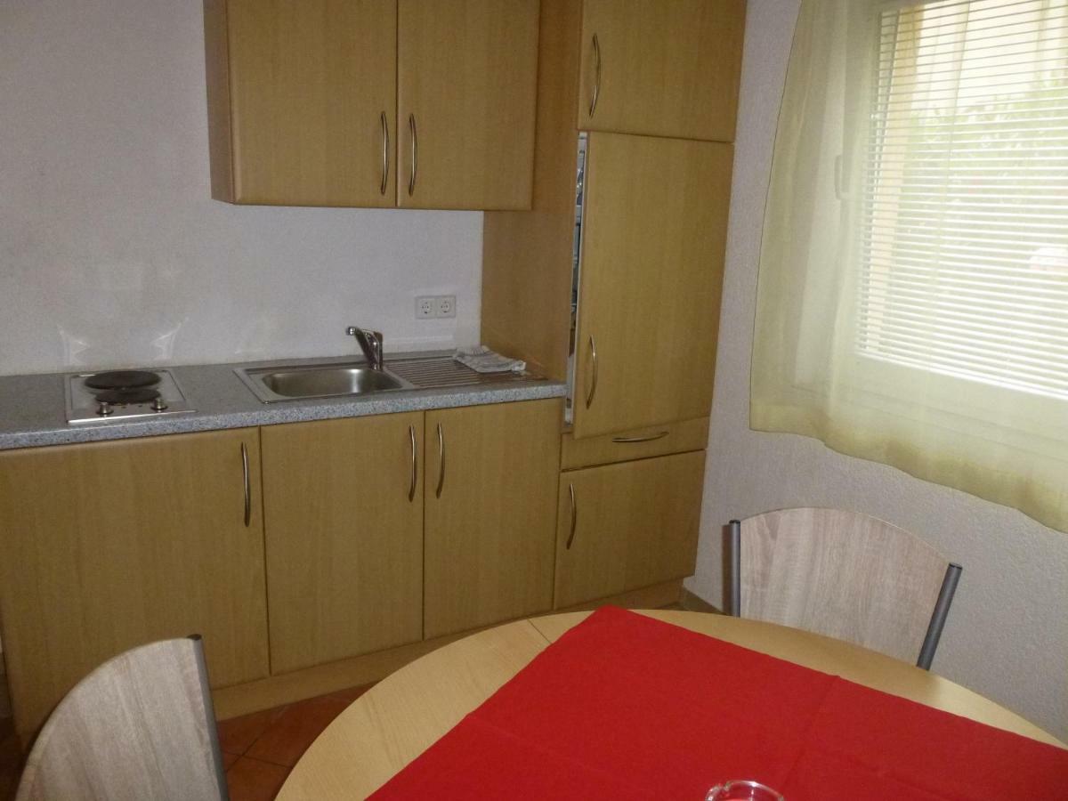 Apartments Villa Rosmarin 오미살즈 외부 사진